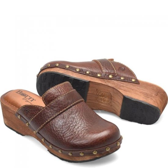 Born Shoes Canada | Women's Topaz Clogs - Cinnamon Stick (Brown) - Click Image to Close