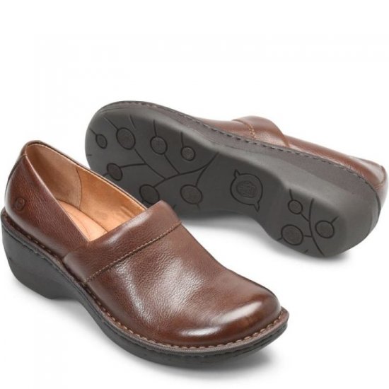 Born Shoes Canada | Women's Toby Duo Clogs - Chocolate (Brown) - Click Image to Close